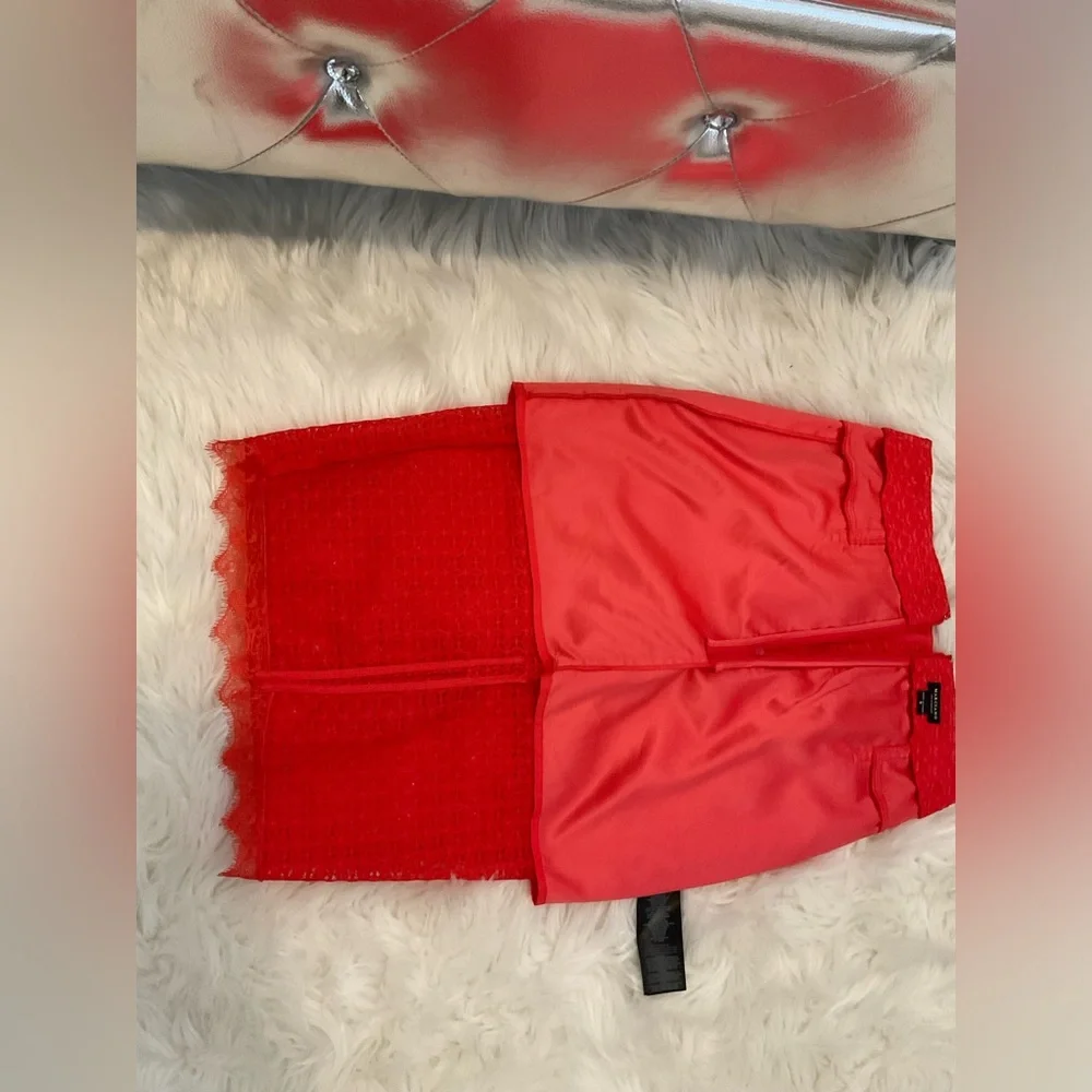 MARCIANO LACE PENCIL SKIRT - Picture 10 of 11